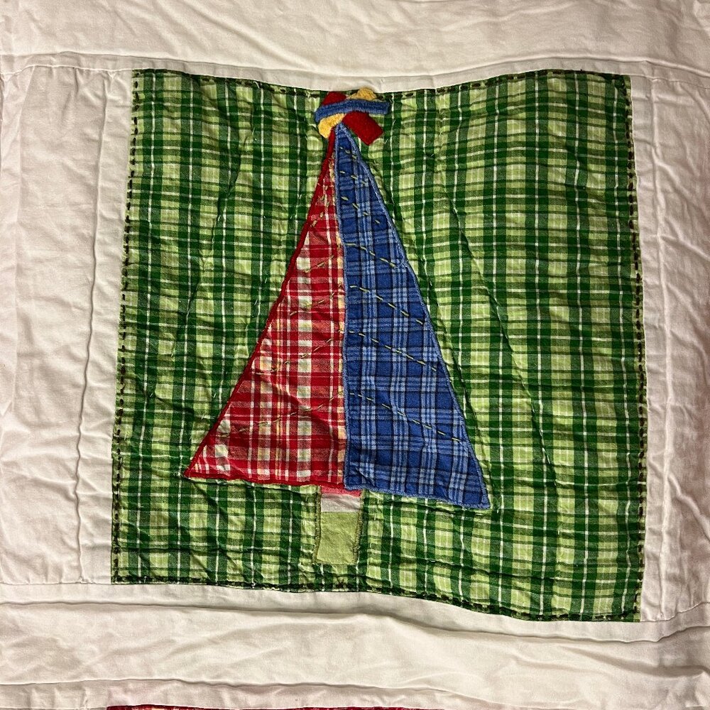 Pottery Barn Kids Quilted Christmas Patchwork Quilt Full/Queen NWOT - Picture 9 of 10